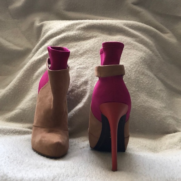 Booties - Picture 4 of 6